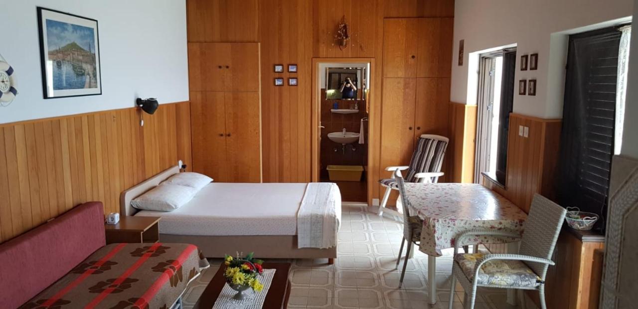 Apartments By The Sea Pisak, Omis - 1018 Zewnętrze zdjęcie